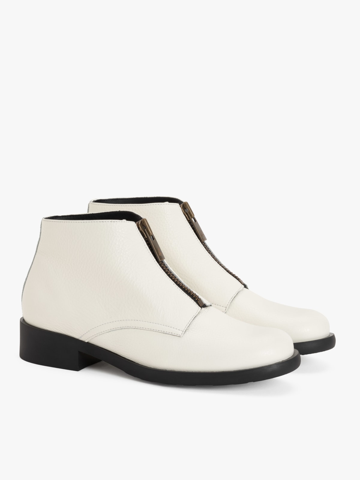 Brooklyn 2 ankle boots in white grained leather