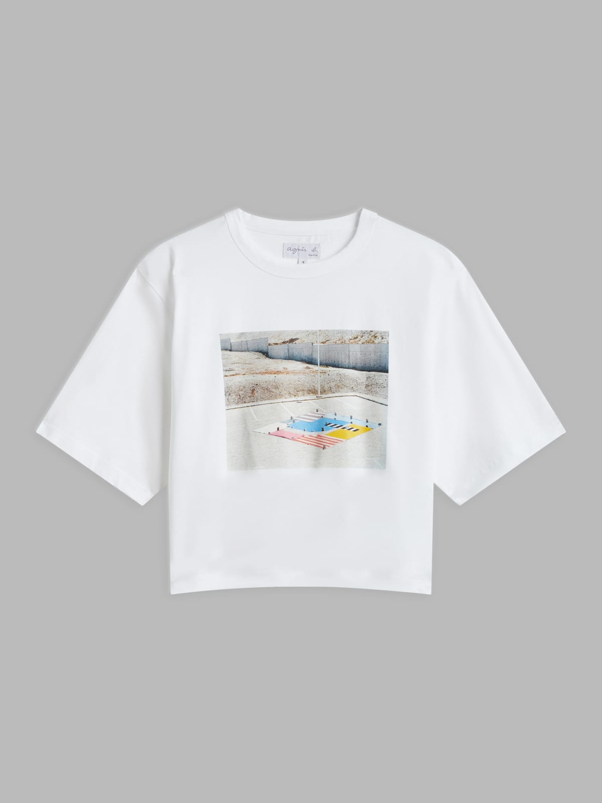 white cotton b. style t-shirt artists Emma Charrin & Olivier Muller