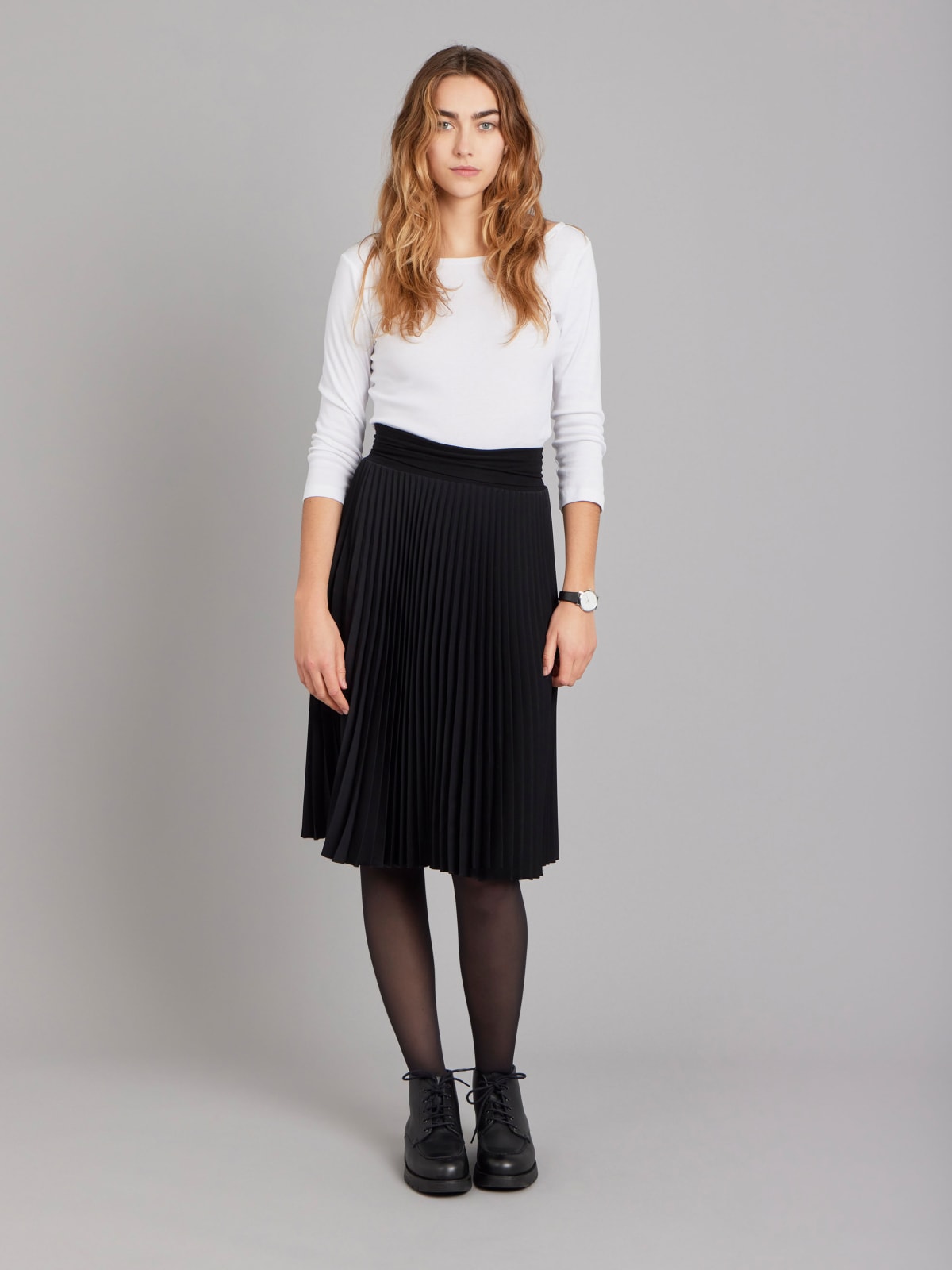 black Baïa pleated skirt